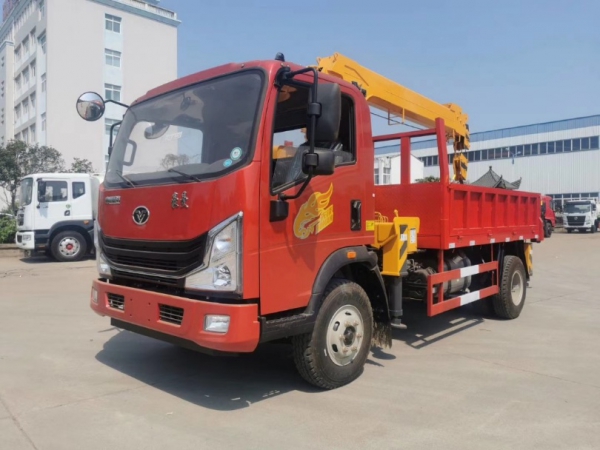 國六重汽豪曼貨箱4.05米小黃牌隨車(chē)吊