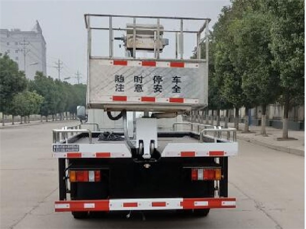國六江鈴18米伸縮臂高空作業(yè)車(chē)