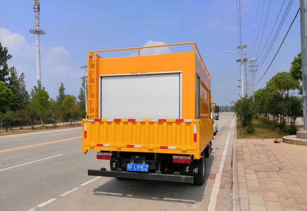 可移動(dòng)吸污凈化設備