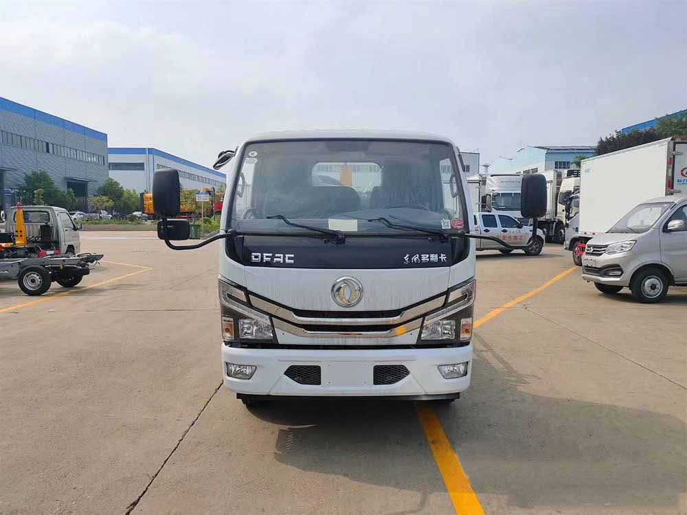 國六5方東風(fēng)D6 勾臂垃圾車(chē)