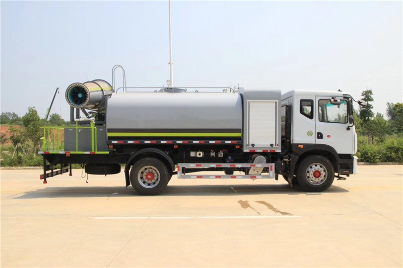 國六東風(fēng)D9 10噸圓罐抑塵車(chē)
