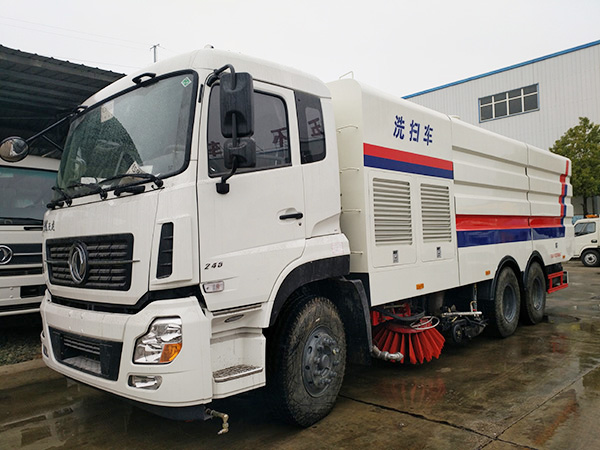 東風(fēng)天龍洗掃車(chē)國六