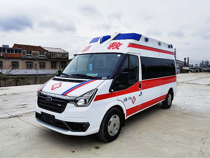 福特V348長(cháng)軸高福星監護型救護車(chē)