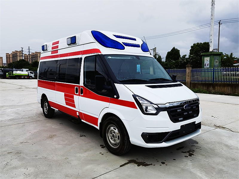 福特新時(shí)代長(cháng)軸高頂負壓救護車(chē)