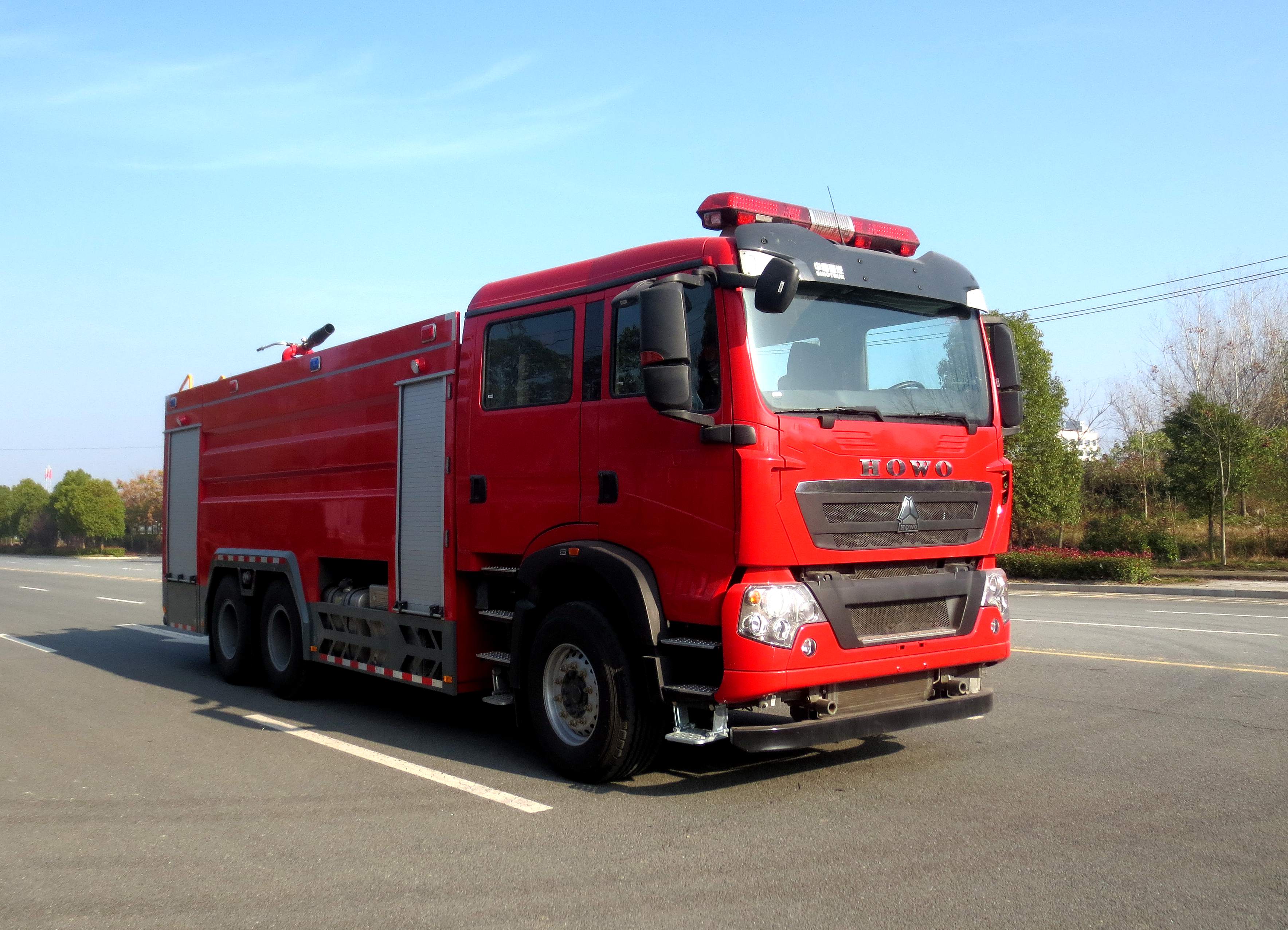 豪沃16噸消防車(chē)
