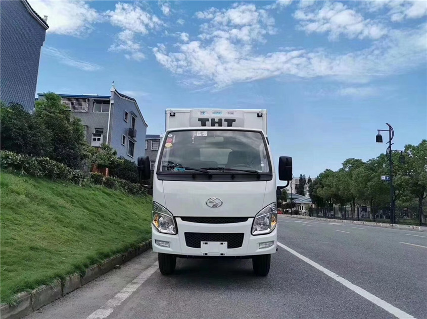 國六 躍進(jìn)小福星3.26米冷藏車(chē)